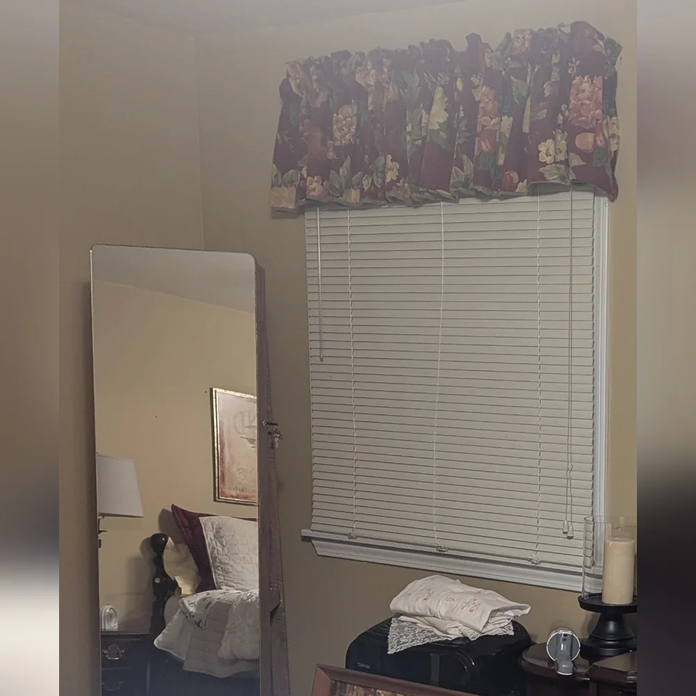 HANDMADE Floral Valances (3) Curtains in Red and Green
